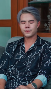 N1909720 เม อสาม เล อกโลกใบท สองมากกว าโลกใบเด มท เขาม part 2