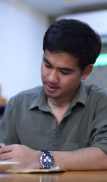 N2009282 พ่อหนุ่มตี๋หน้าใส นึกว่าจริงใจที่ไหนมีชู้ part 2