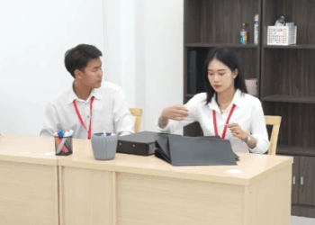 N2010437 มาทำงานว นแรก โดนร บน องซะแล part 2