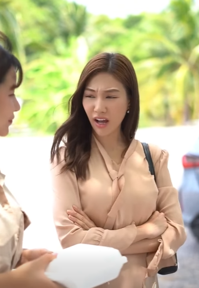 N1210289 เป นเม ยประธานบร ทำไมมาก นข าวกล องข างทาง part 2