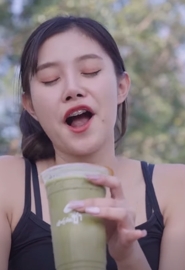 N1210223 แอบแซ บก บแฟนเพ อนตอนออกกำล งกาย part 2