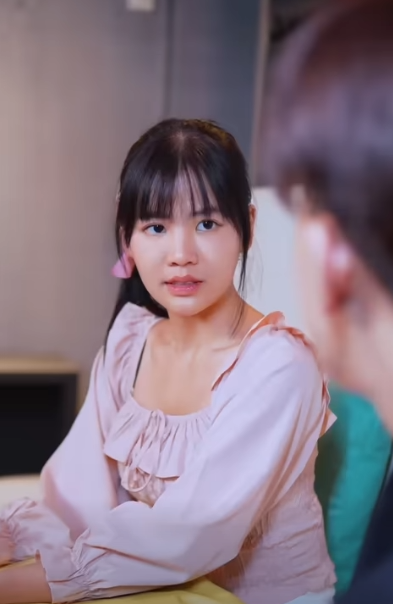 N1410400 เพ อนสน ทประถมไฮโซ บของขว ญเบาๆเอง part 2