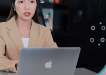 N1610408 บอสค ณหน ฉลาดเล นเกม บสายส บในบร ท Part 2