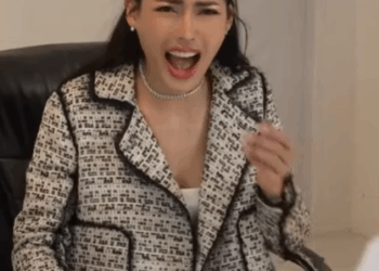 N1111428 เธออยู่ข้างฉันเสมอ part 2