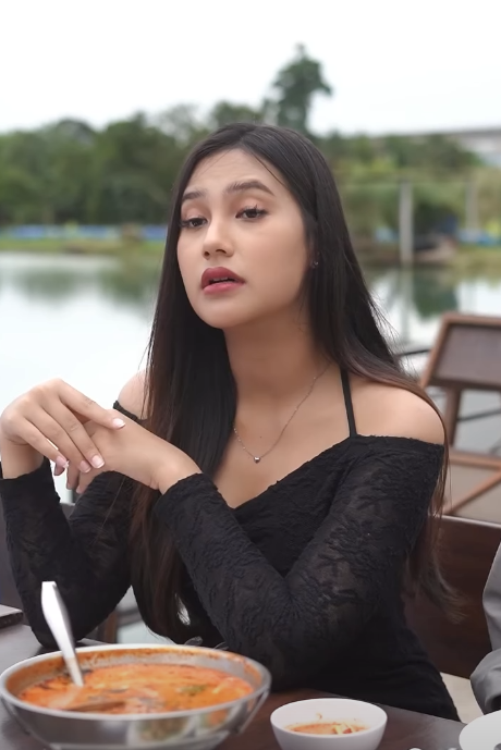 N0311448 คนรวยอย างฉ นทำไมม เพ อนเป นสาวโรงงาน part 2