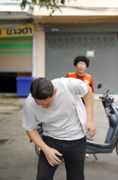 N1212876 บว นแค งานอด เรก อาช พหล กขายไก ดำ part 2