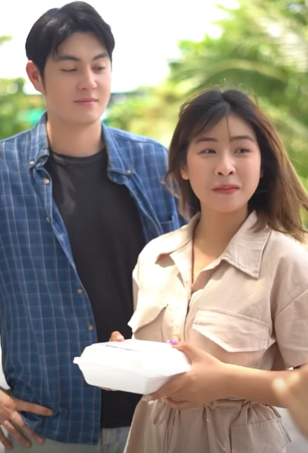 N1501029 เป นเม ยประธานบร ทำไมมาก นข าวกล องข างทาง part 2