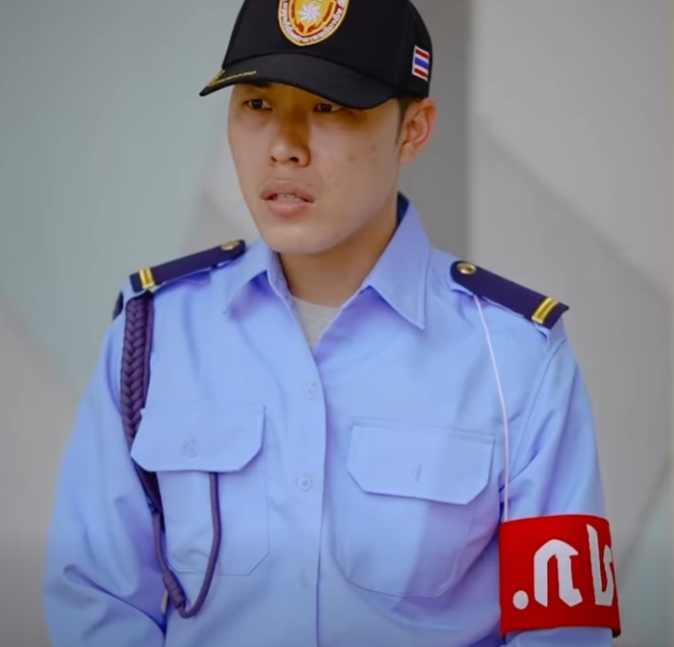 N2601396 ยามเก บกล องกล บบ าน โดนผ ดการเร ยกปร part 2