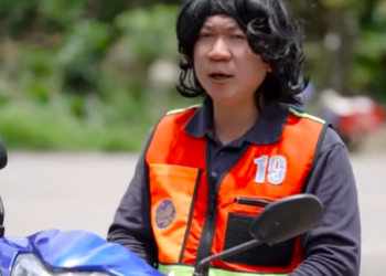 N2401541 นมอไซค ในตำนาน ไม ใครเอาเปร ยบเขาได part 2