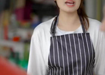 N2401553 นแรกเป นพน กงานด เด นต อมาเป นล กค าหน าหม part 2