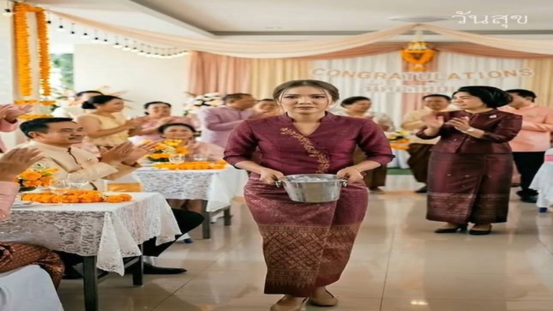 Parte 2 : N0407228_ทอง 6 บาทท เก บค าผ าแม ถ กแม ผ วย ดกลางงานหม น ว นส ข_part 2.mp4 | Live tin nha