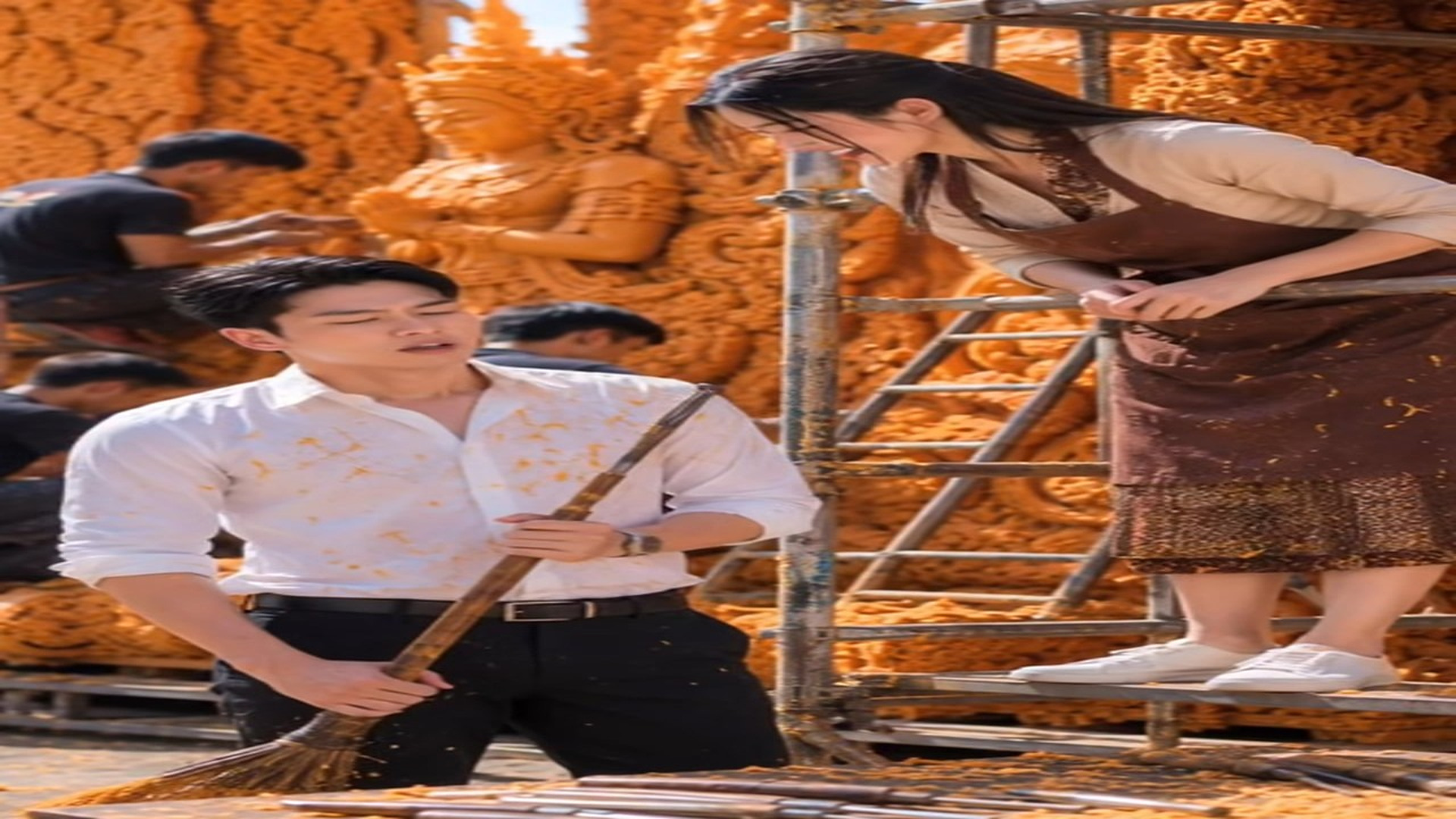 Parte 2 : N1707220_หน มไฮโซมาต างจ งหว ดโดนช างแกะสล กตรงกลางใจ ละครค ณต องธรรม_part 2
